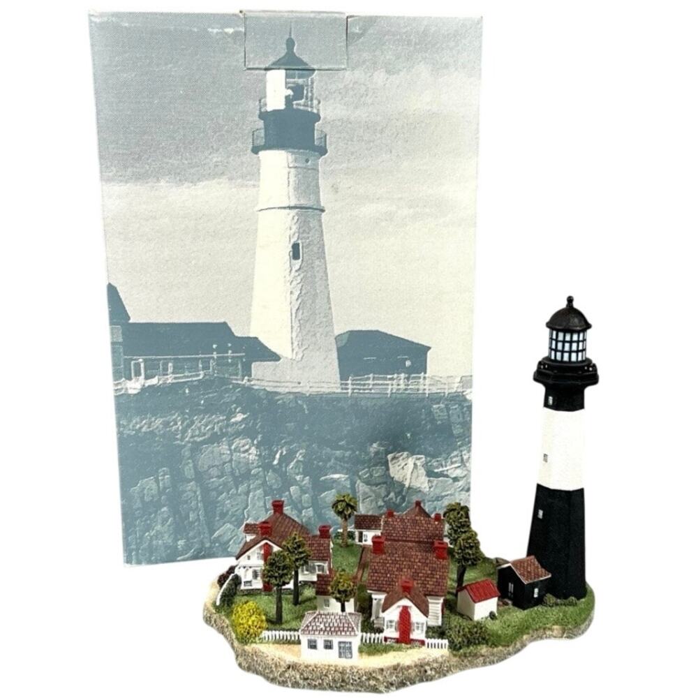 Vtg 1998 Harbor Lights Collectible Decor #423 Georgia Tybee Island Signed